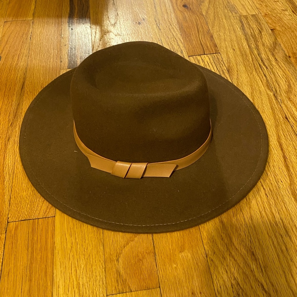 Brown fedora hat with tan detail